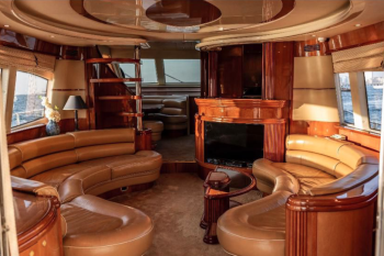 80ft Luxury Yacht